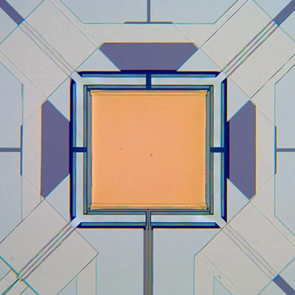 Specialized cryogenics are key to suppressing noise in systems that rely on quantum phenomena.